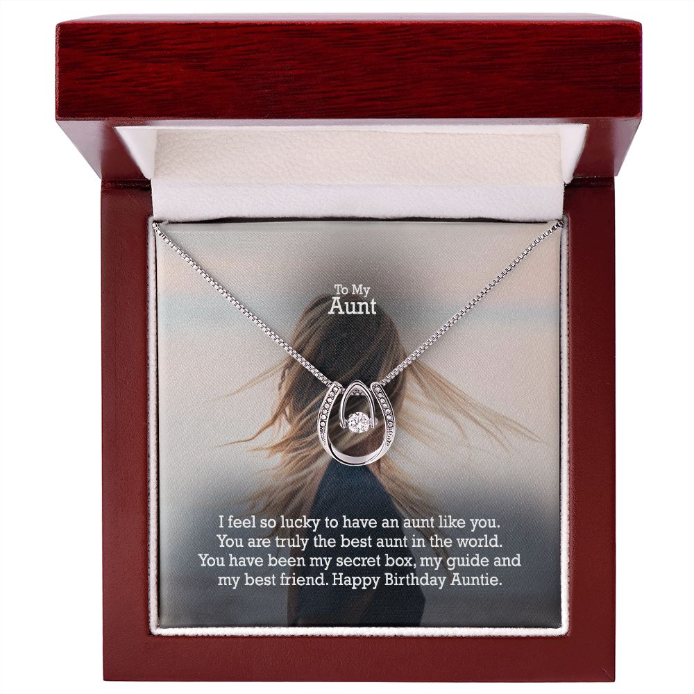 To My Aunt, I Feel So Lucky To Have An Aunt Like You - Happy Birthday Auntie - Lucky In Love Necklace - Gift for Aunt