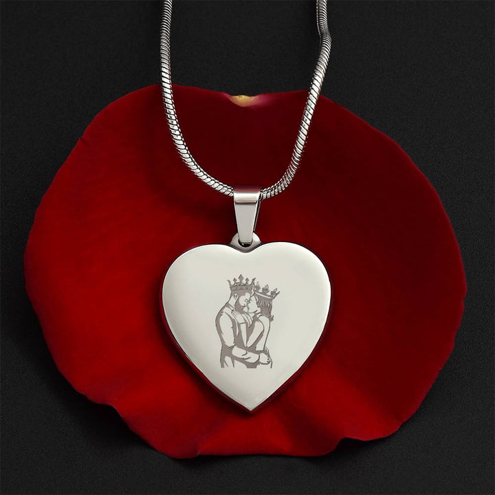 Couple King Queen – Engraved Heart Necklace – Gift for Her - Gift for Him