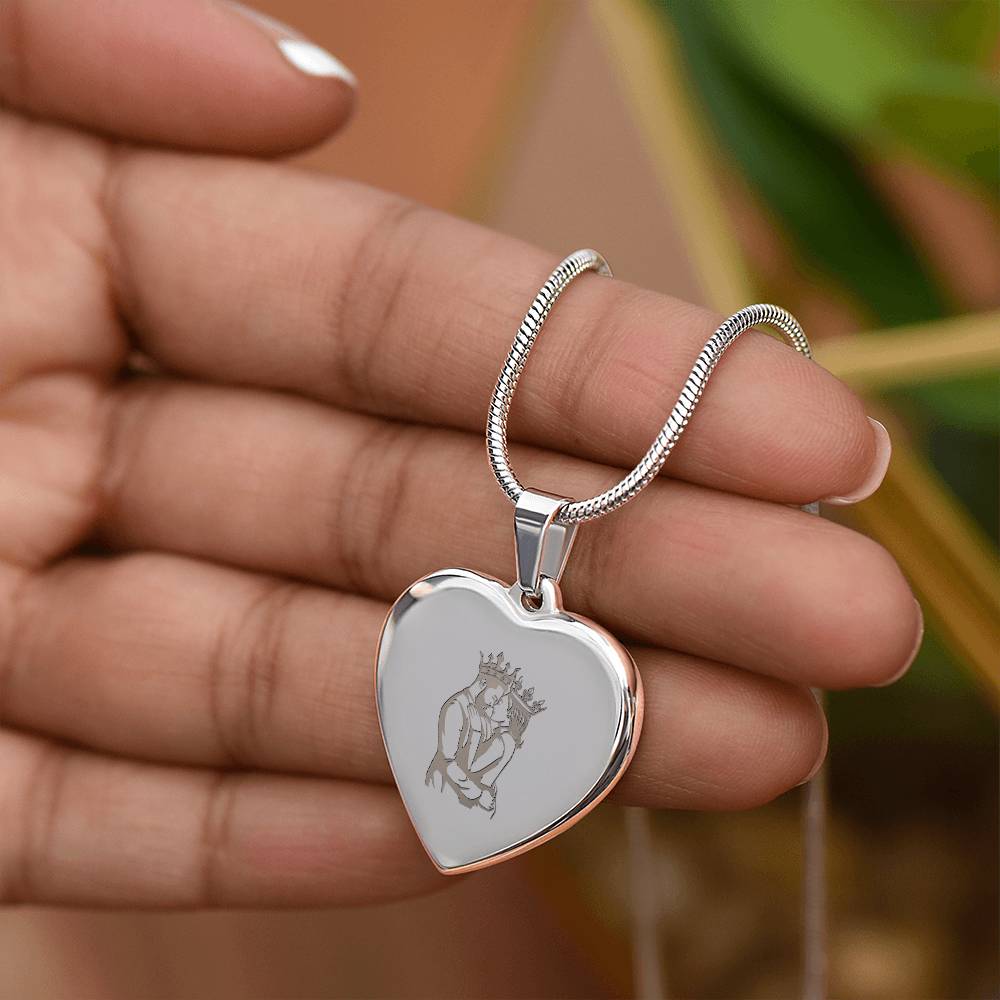 Couple King Queen – Engraved Heart Necklace – Gift for Her - Gift for Him
