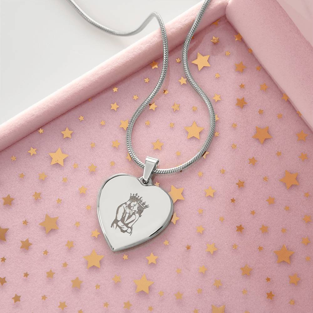 Couple King Queen – Engraved Heart Necklace – Gift for Her - Gift for Him