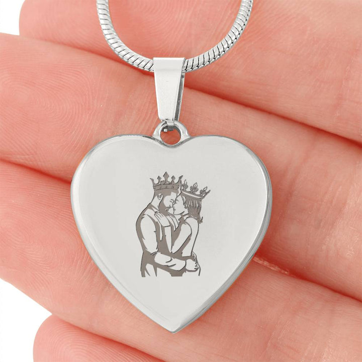 Couple King Queen – Engraved Heart Necklace – Gift for Her - Gift for Him