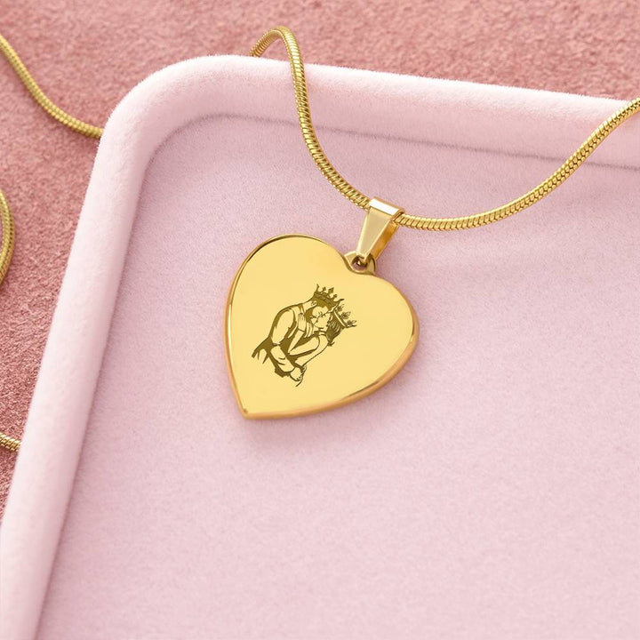 Couple King Queen – Engraved Heart Necklace – Gift for Her - Gift for Him