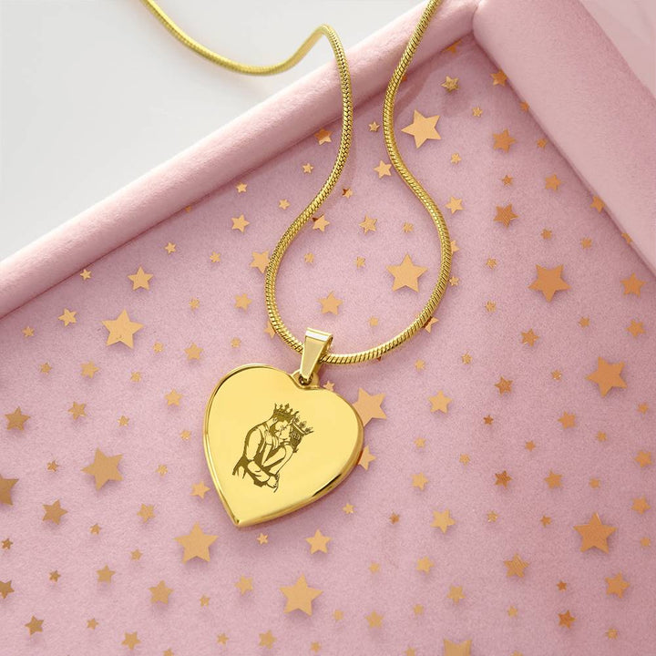 Couple King Queen – Engraved Heart Necklace – Gift for Her - Gift for Him