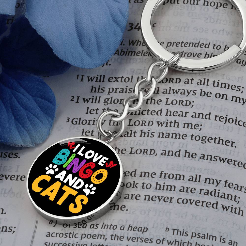 I Love Bingo And Cats - Circle Keychain - Gift for Her