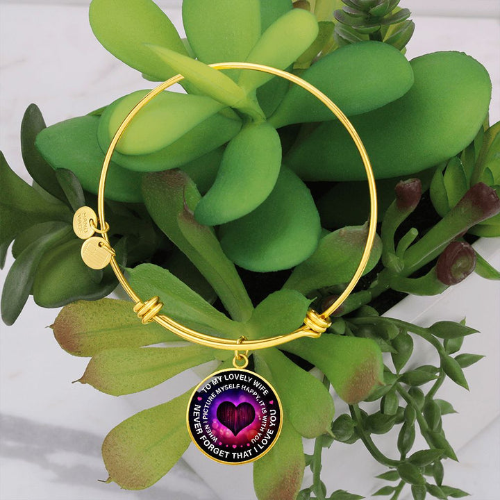 To My Lovely Wife, Never Forget That I Love You – Luxury Circle Pendant Bangle – Gift for Wife