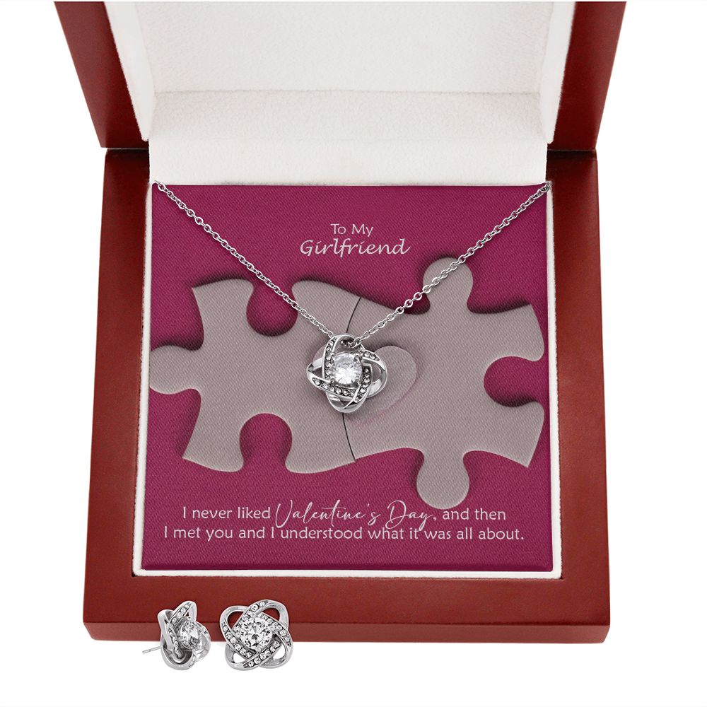 To My Girlfriend, I Never Liked Valentine's Day & Then I Met You, I Understand What It Was All About - Love Knot Earring & Necklace Set - Gift for Girlfriend
