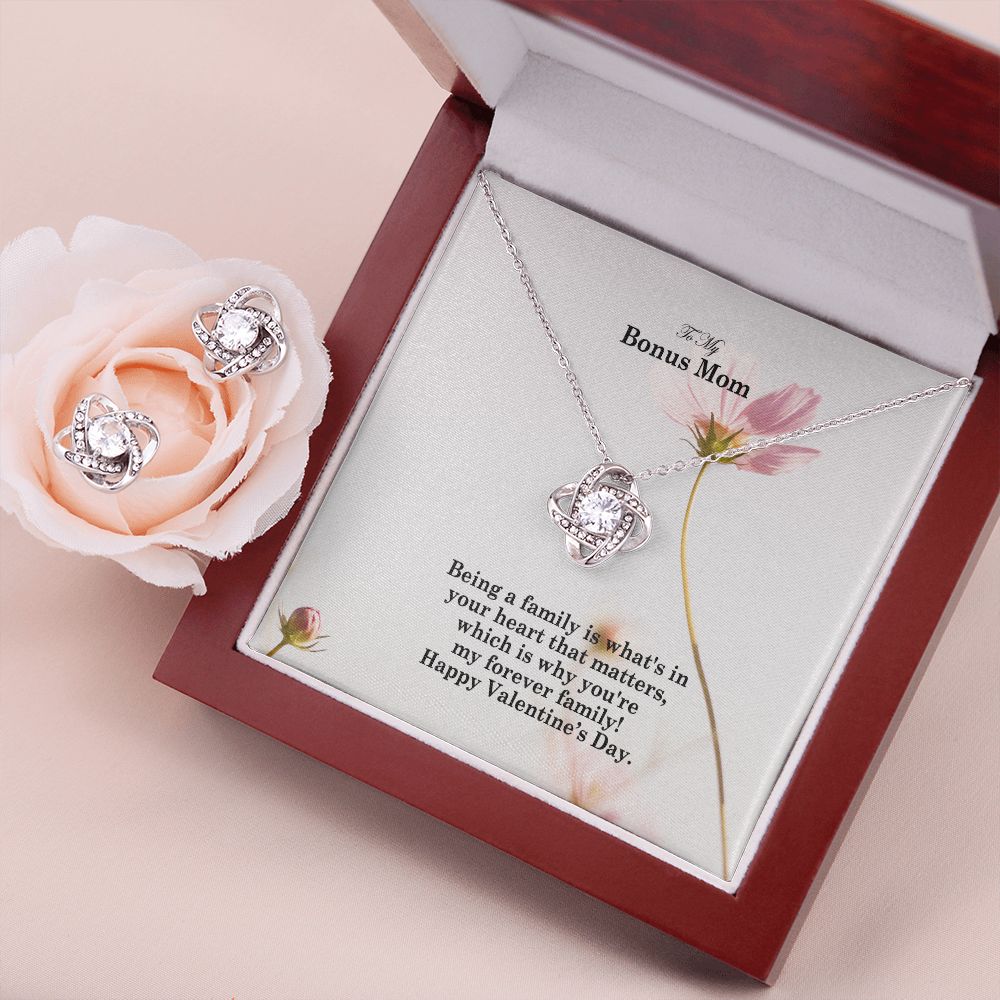 To My Bonus Mom, Being A Family Is What's In Your Heart - Love Knot Earring & Necklace Set - Gift for Mom